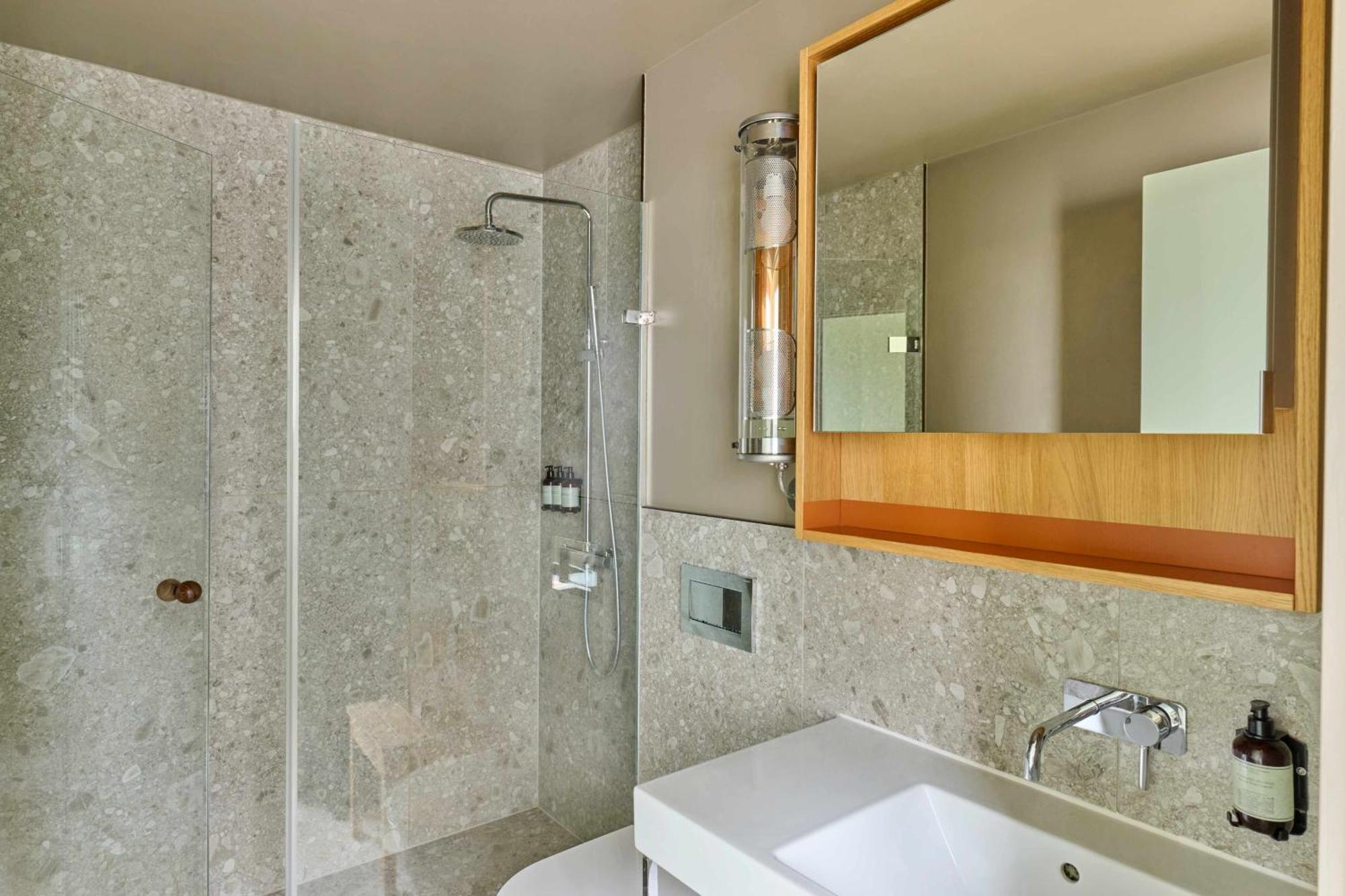 River Suite