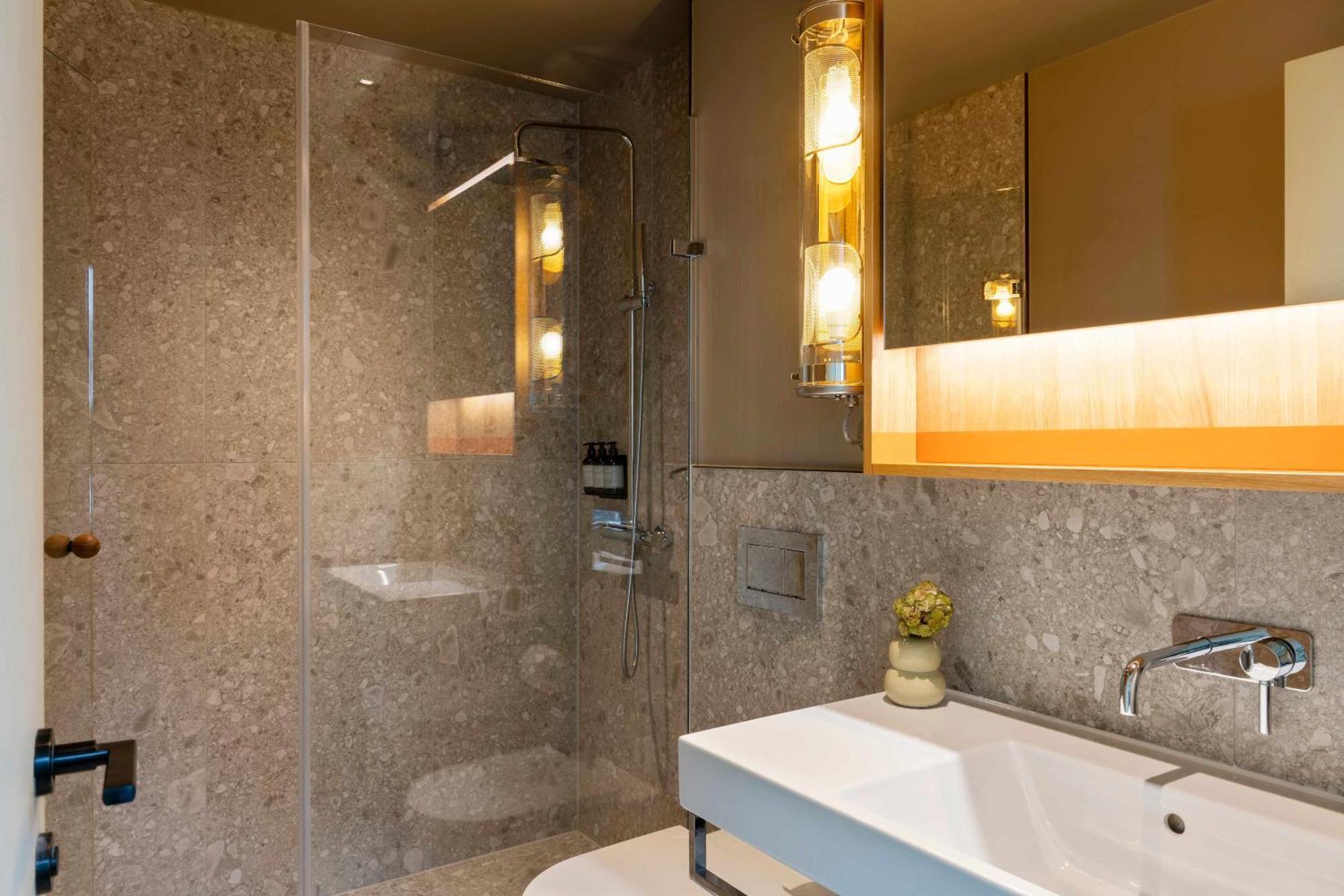 River Suite